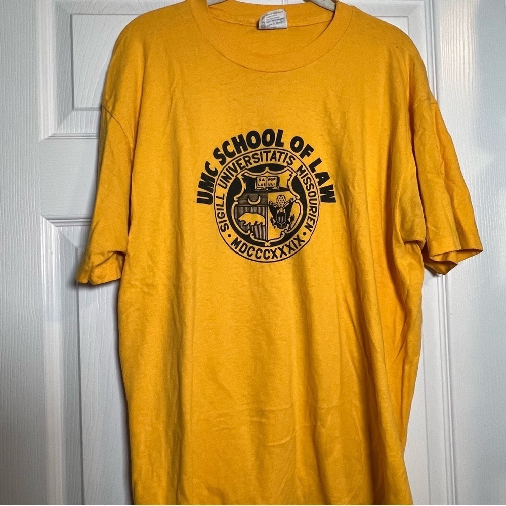 Vintage University of Missouri School of Law T-Shirt Size XL 46-48